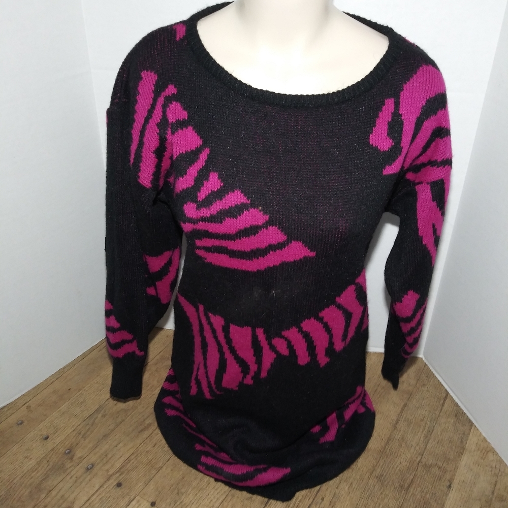 Inspiration sweater      (R-B#28)